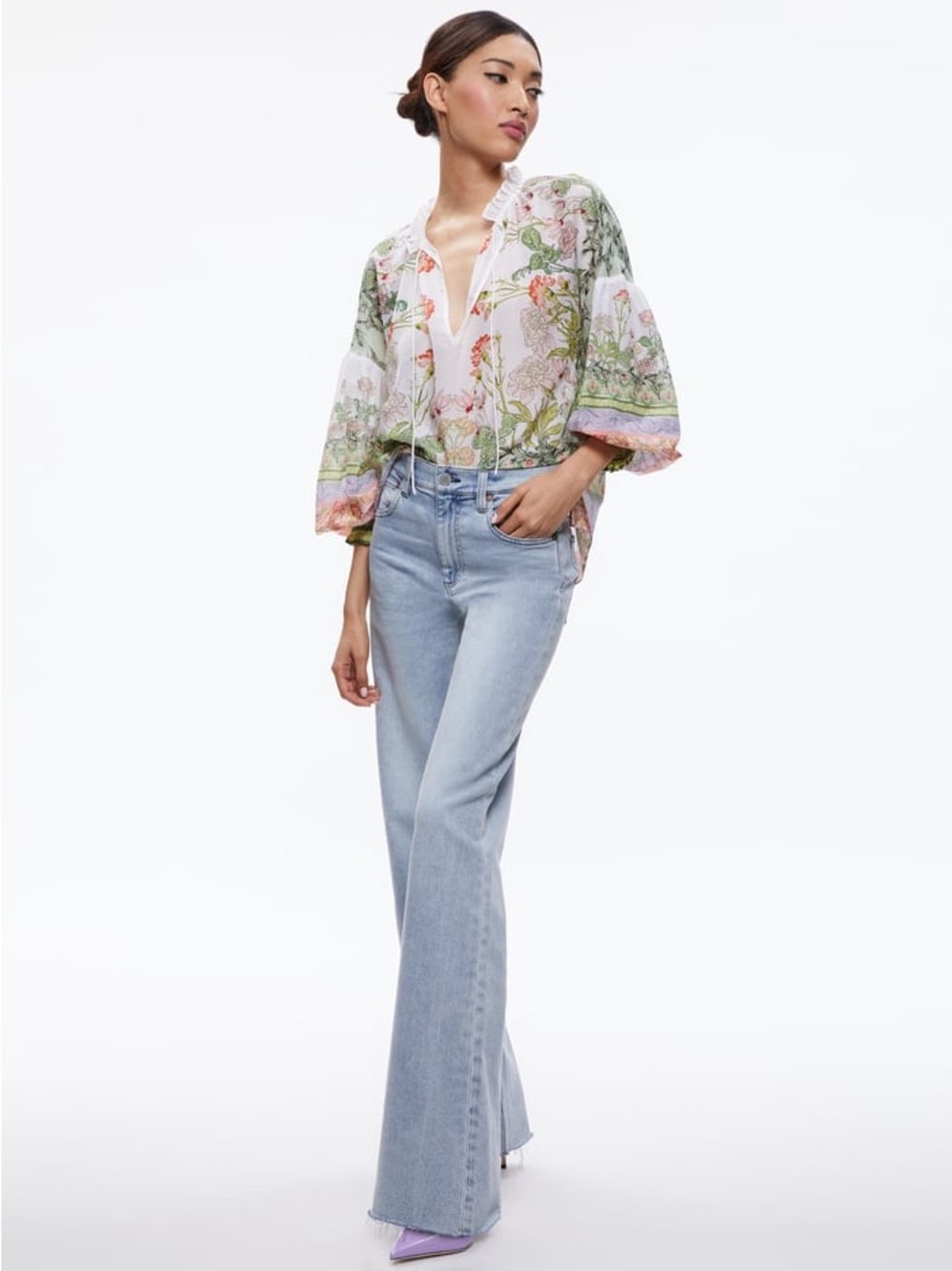 Alice & Olivia Julius Smocked Scarf sheer Blouse Size S - Picture 5 of 13